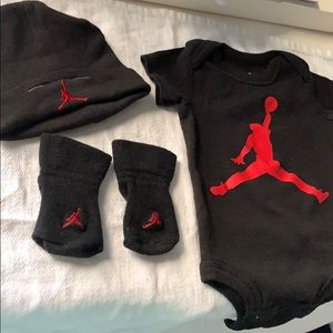 JORDAN baby set